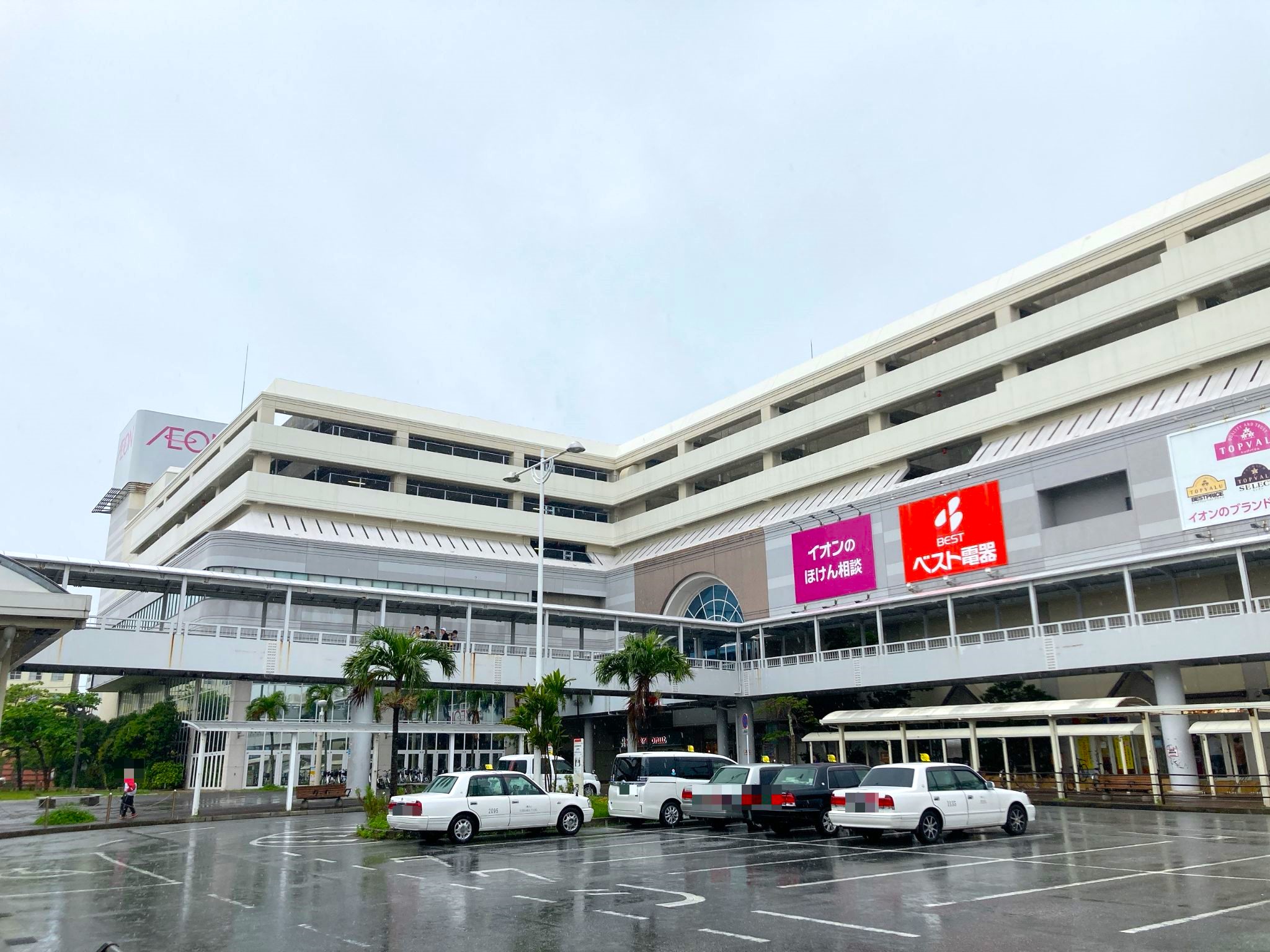 アピタ磐田店の写真を徹底特集｜閉店後の現在と貴重な館内記録
