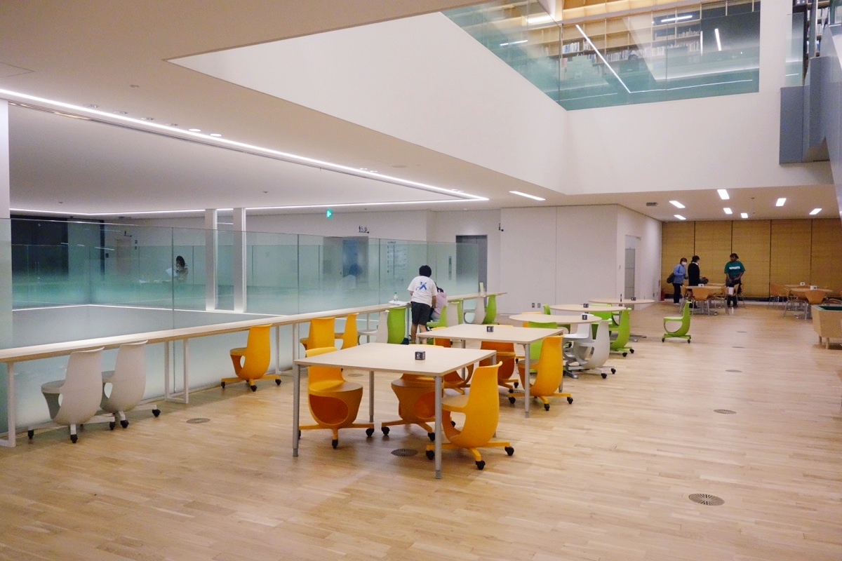 近くで勉強できる場所決定版！無料の穴場から快適自習室まで徹底網羅
