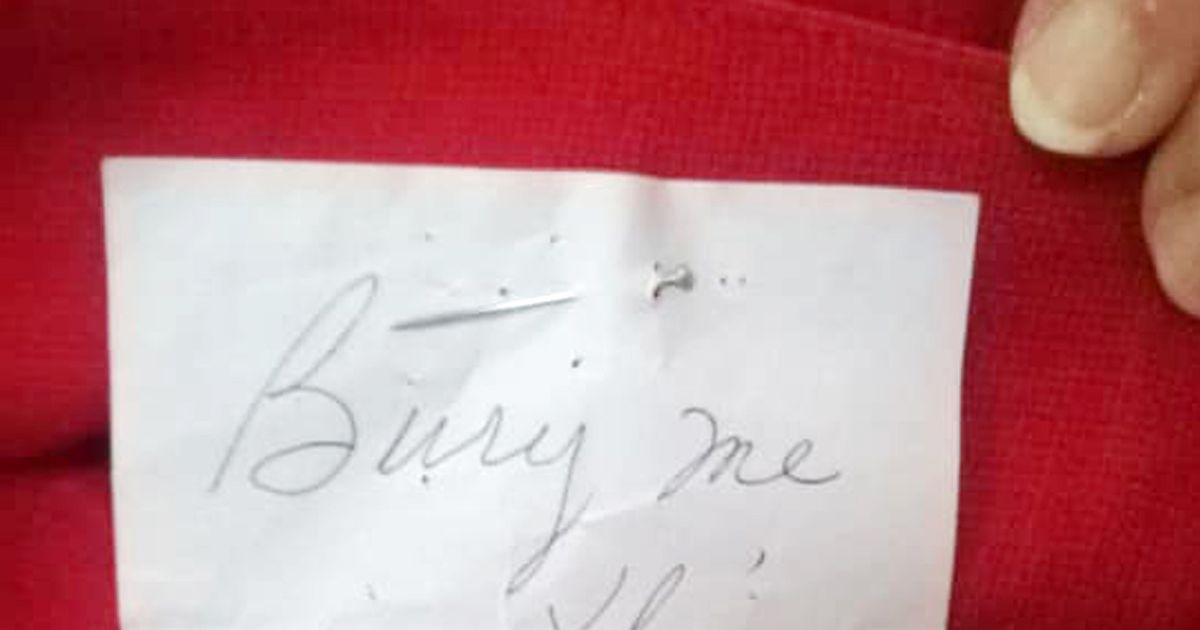 Heartbreaking Note in Charity Shop Purse