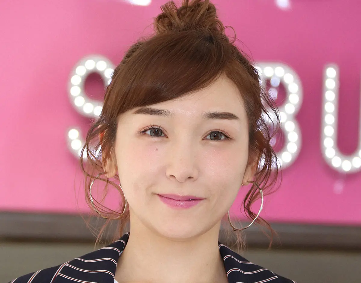 狂乱のY2Kから四半世紀。加護亜依が今明かす「光と影」、そして私たちが彼女を許し、愛し続ける理由