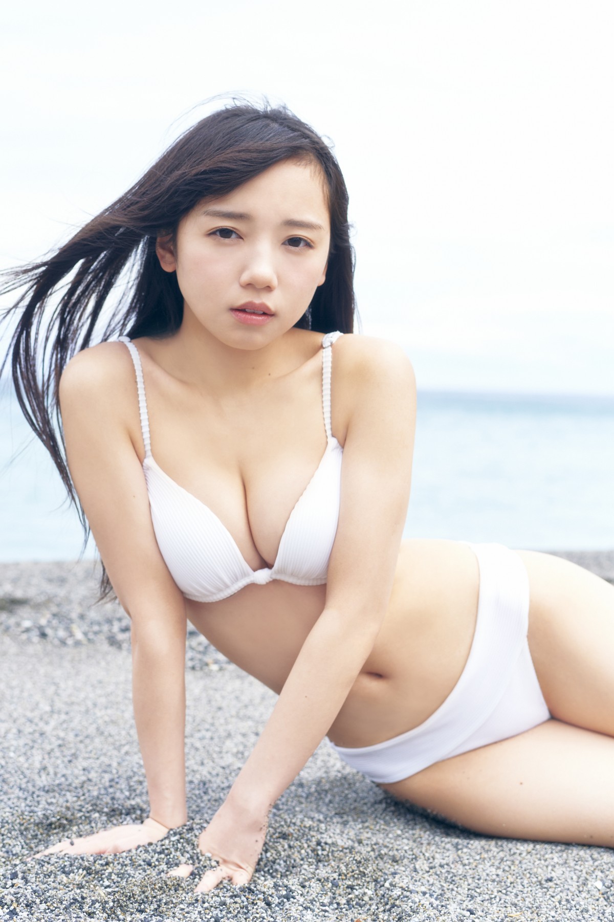 齊藤京子グラビアが見せる「覚悟」と「表現力」――日向坂46卒業から2年、表現者として到達した新たな頂点