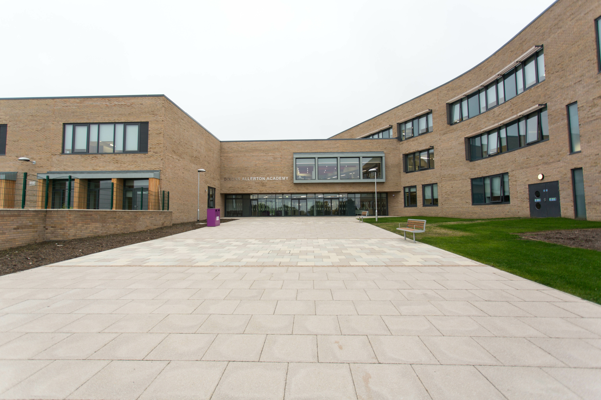 Dixons Allerton Academy Rhodesway Bradford Bd8 0Dh