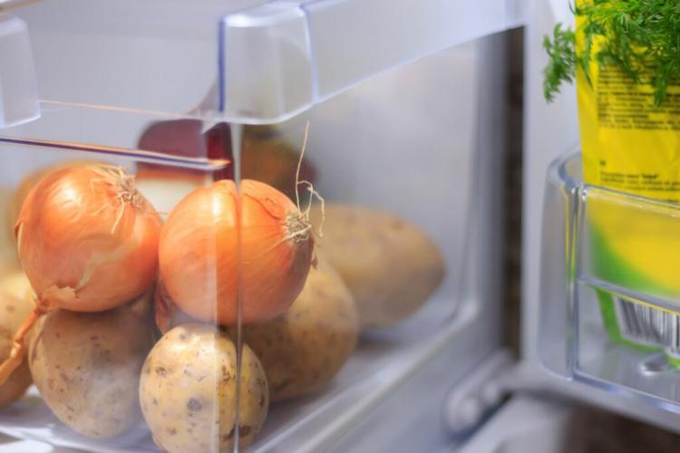 Should You Store Potatoes in the Refrigerator