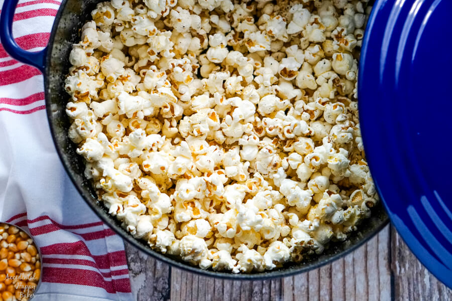 Popcorn in Dutch Oven