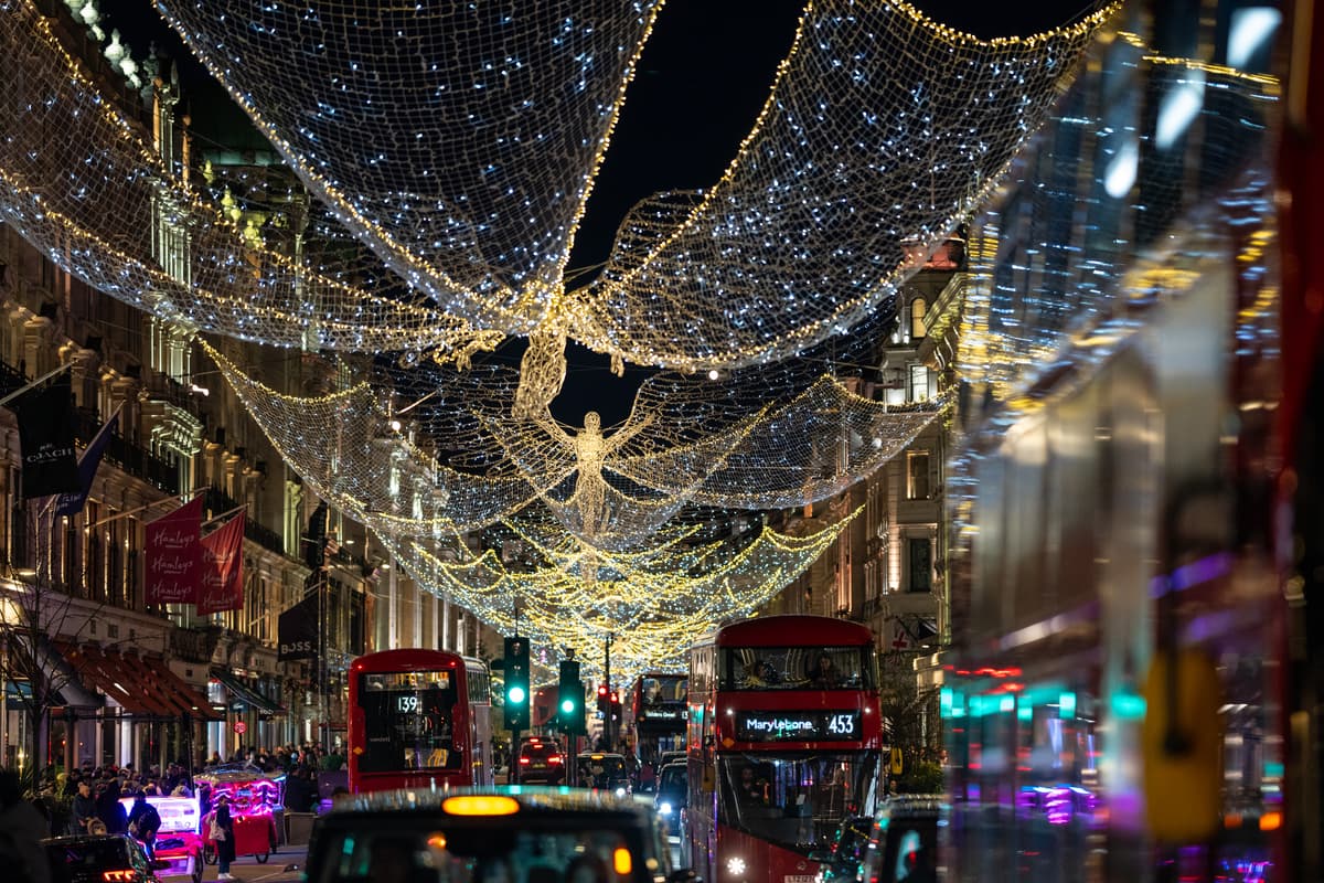 When Do the London Christmas Lights Come Down