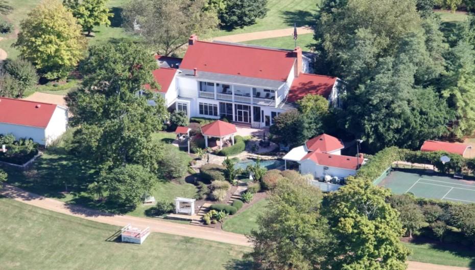 Willow Lake Plantation: the Secluded Estate Where Dolly Found Peace
