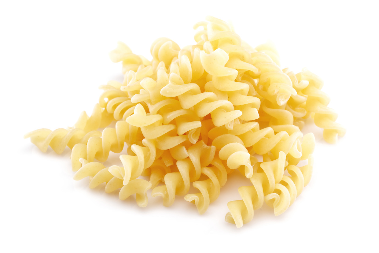くるくるパスタ「フジッリ」とは？ペンネとの違いと究極レシピ