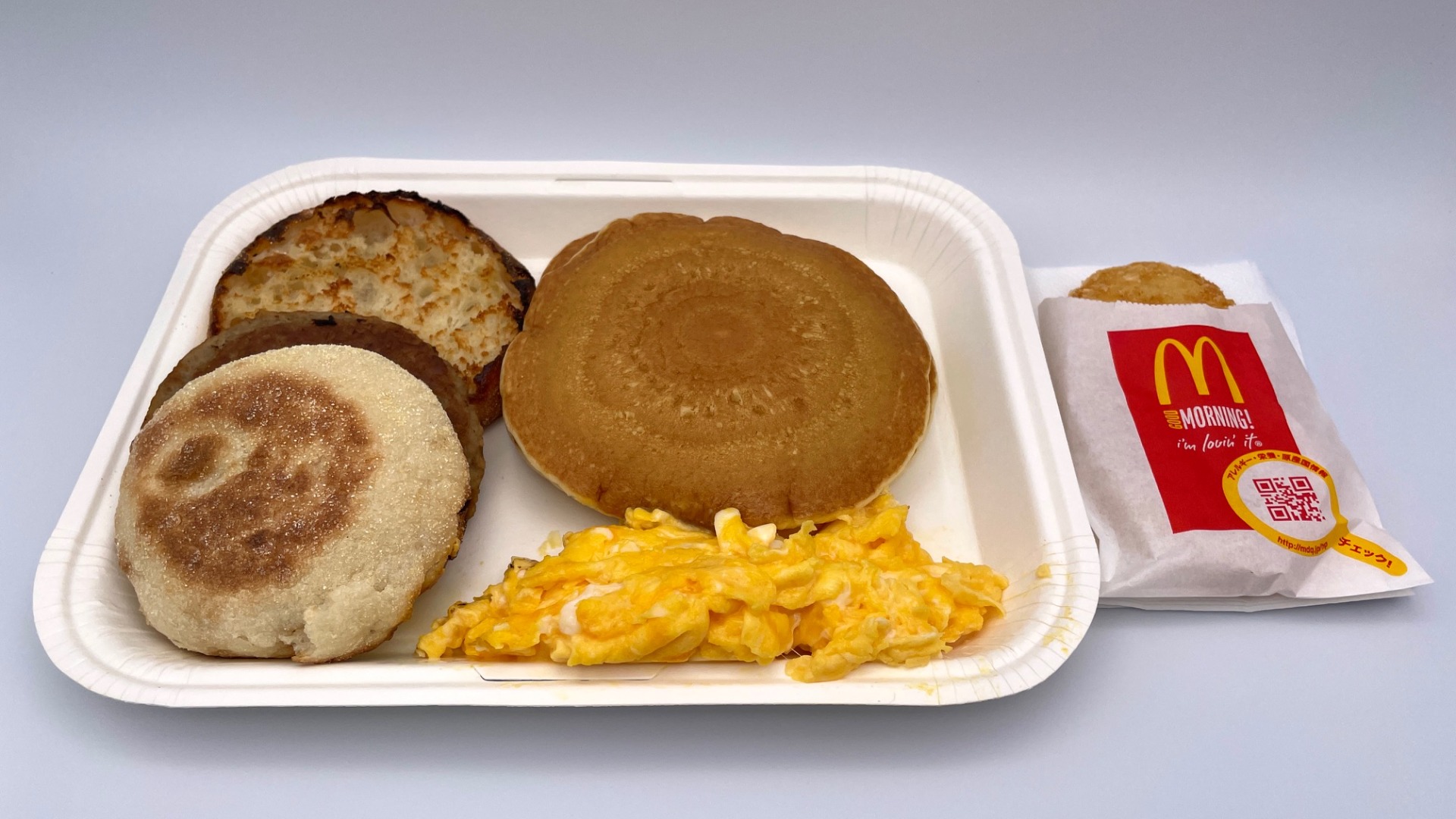 朝マック名物がなぜ消えた？ビッグブレックファスト終了の真相と復活の道